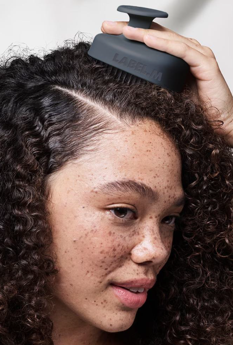 LABEL.M Scalp & Cleansing Brush